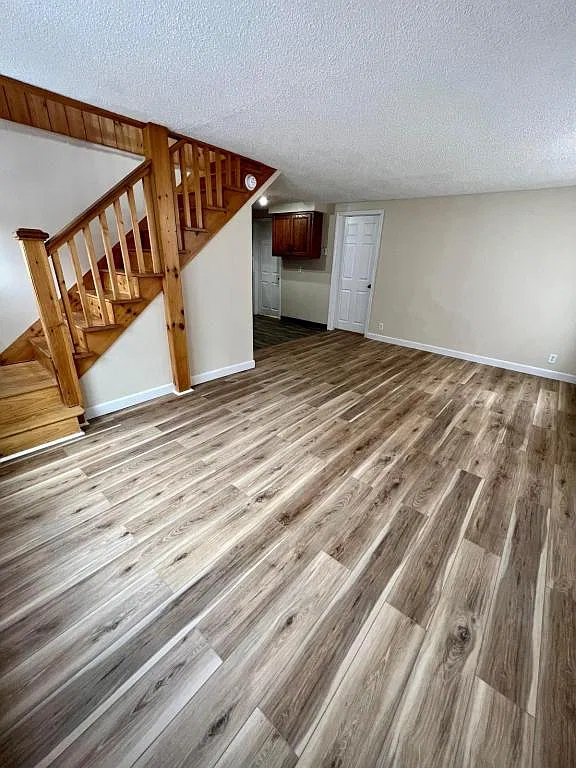 1 Newton St — Photo 1