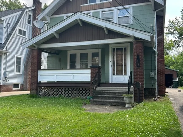 1719 8th St, Cuyahoga Falls, OH 44221