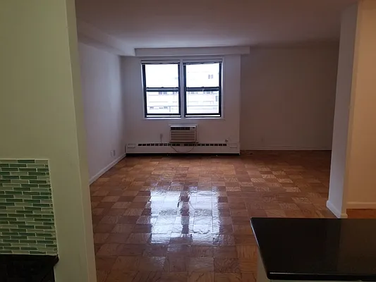 Rented by Punia & Marx Inc. | media 22