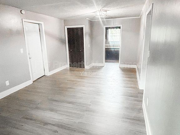 4th image of 1433 Stratford Rd APT 1