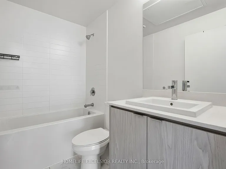 55 Duke St W #1002 — Photo 17