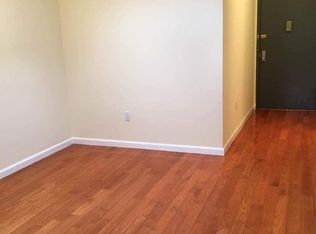 10718 37th Dr APT 3A, Corona, NY 11368