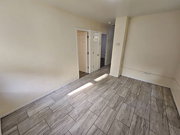 3rd image of 2453 Prospect St