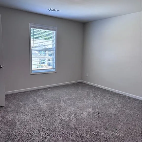 1850 Silver Crest Way — Photo 21