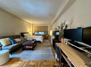 240 E 46th St APT 8C, New York, NY 10017
