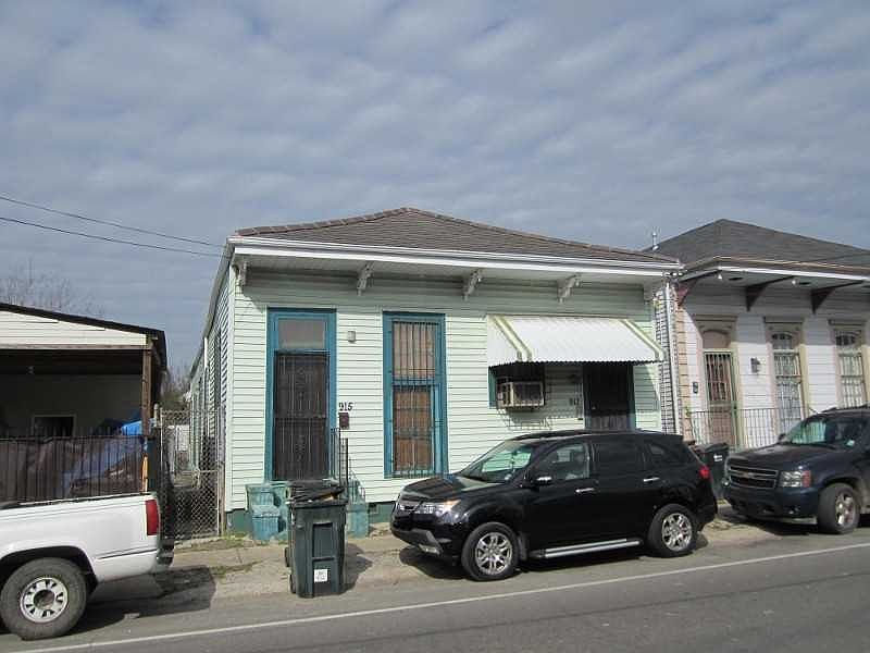 1st image of 915 N Miro St