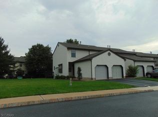 801 Poplar Ct #801, Flemington, NJ 08822