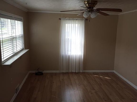 2nd image of 2841 Pioneer Dr