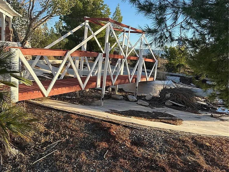 16100 Navajo Rd #2 — Photo 30