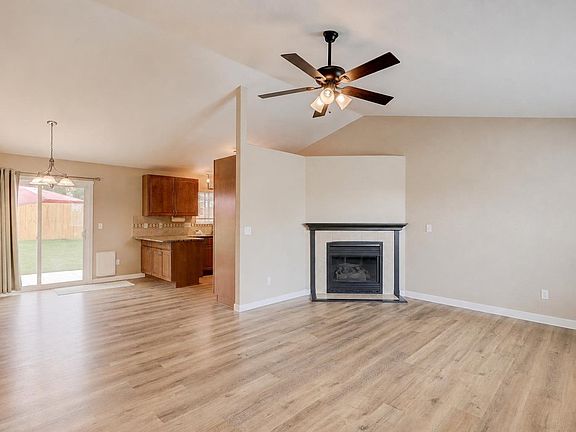 2nd image of 308 Medinah Ave