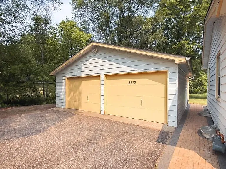 8813 Griggs Ave — Photo 2