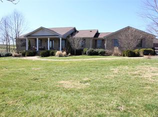211 Larue Rd, Paris, KY 40361