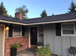 549 Eastwood Dr, Medford, OR