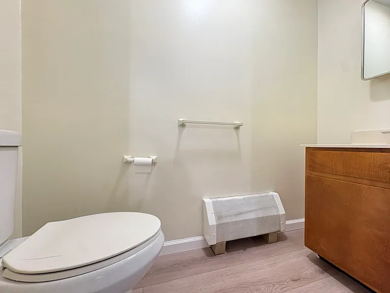 174 Dwight St #1 — Photo 10