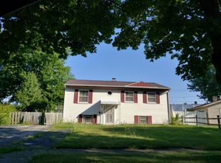 1756 Glastonberry Rd, Toledo, OH 43613