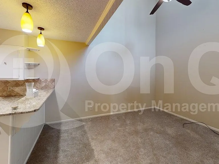 5809 Chimney Wood Cir — Photo 9