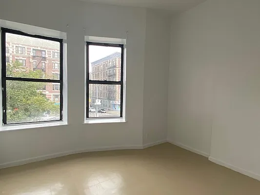 Rented by REAL New York | media 30