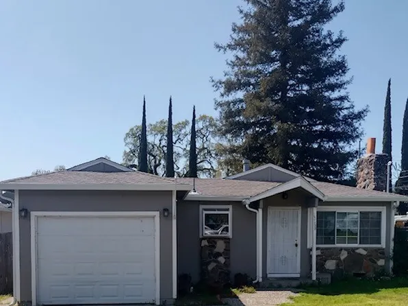 13169 3rd St, Clearlake Oaks, CA 95423