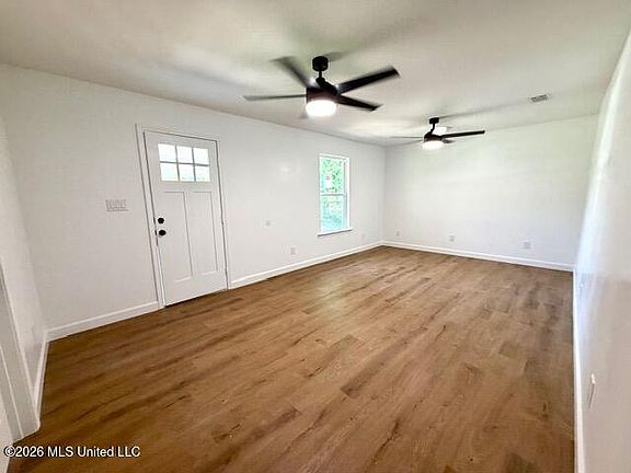4th image of 4513 Pine St