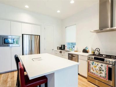 3812 Wadford St #A, Austin, TX, 78704