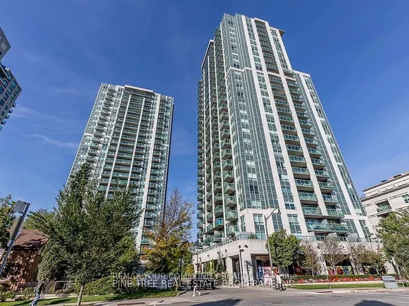 16 Harrison Garden Blvd #1704, Toronto, ON M2N 7J6
