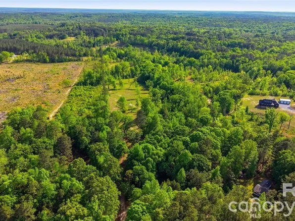 2211 Bottom Line Dr, Chester, SC 29706