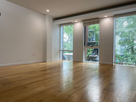 5th image of 73 W 126th St APT 3