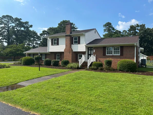 4904 Leatherneck Rd, Virginia Beach, VA 23455