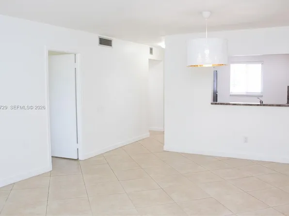 7860 Camino Real #L-406, Miami, FL 33143