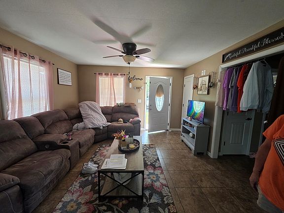 5th image of 261/263 Weldon Ave