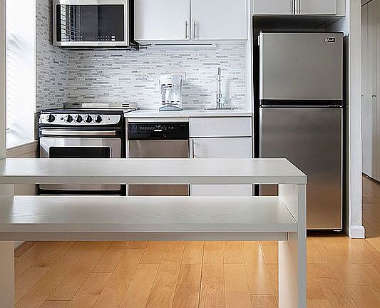 5th image of 150 W 51st St APT 1520