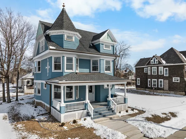 205 Lafayette St #205, Waterloo, IA 50703