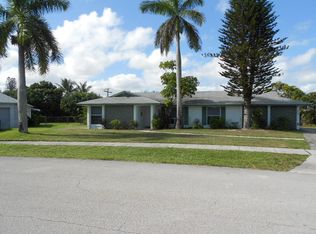 574 N Redwood Dr, Lake Park, FL 33403