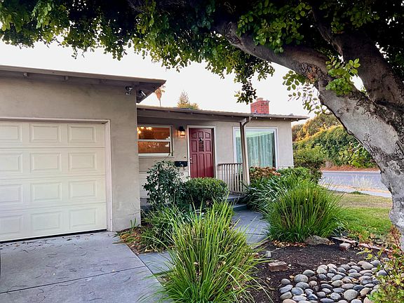 2nd image of 875 San Pablo Ave