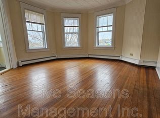 465-467 Colchester Ave #3, Burlington, VT 05401