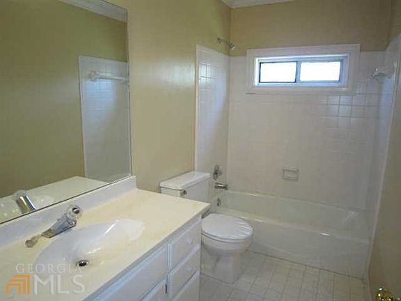 4th image of 3331 Yoshing Ct