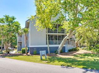 202 Little Oak Dr, Folly Beach, SC 29412