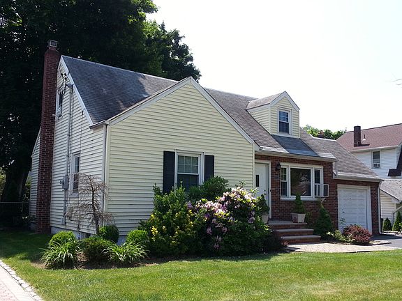 2nd image of 354 Bloomfield Ave