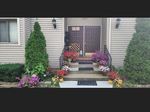 2nd image of 8504 Pepper Ridge Dr