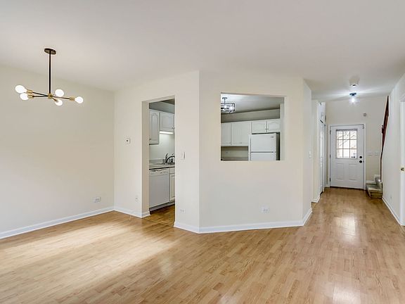 5th image of 2983 Heatherwood Ct #19054