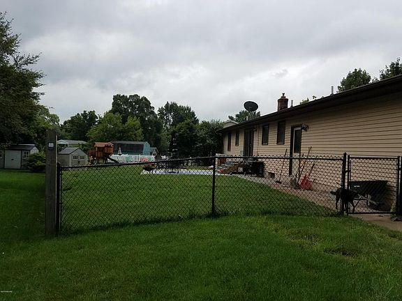 5th image of 38 Gibraltar Dr NE