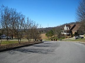 5th image of Glen Haven Dr