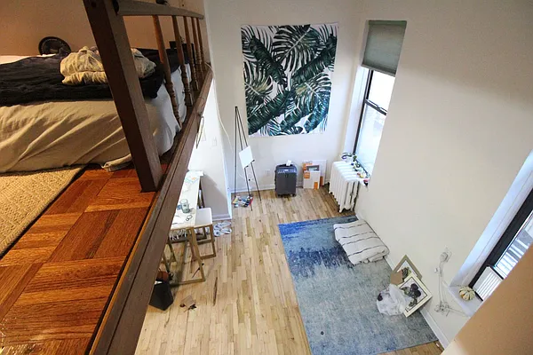 Rented by Luxor Homes & Investment Realty | media 10