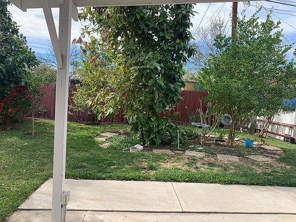 3rd image of 2127 N Almadale Ave