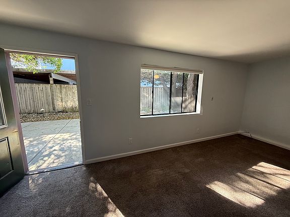 4th image of 70 Paloma Ave #A