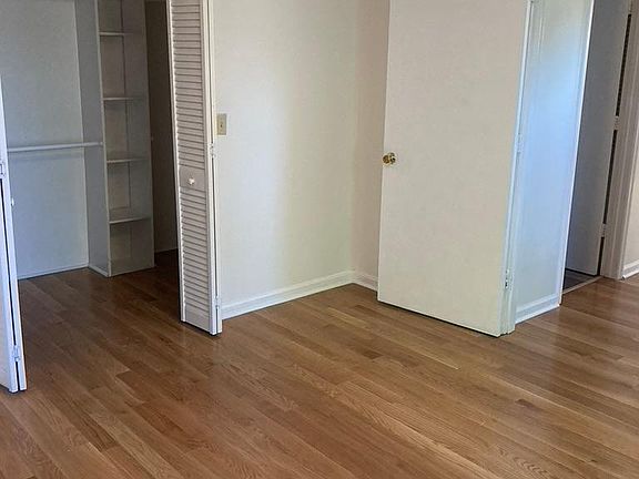 3rd image of 4037 Matilda St #2