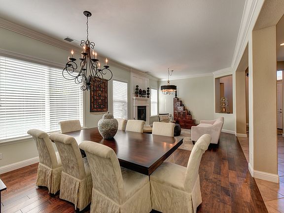 5th image of 8623 Parada Ct