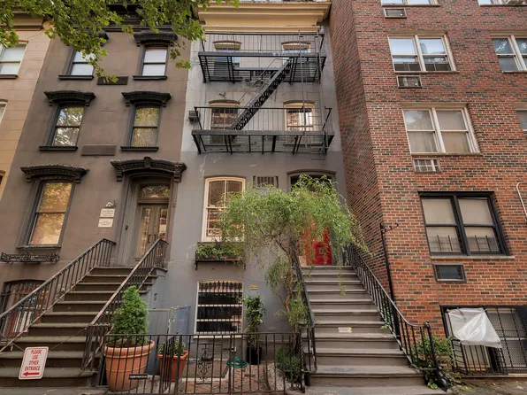 206 East 30th Street image 1 of 16