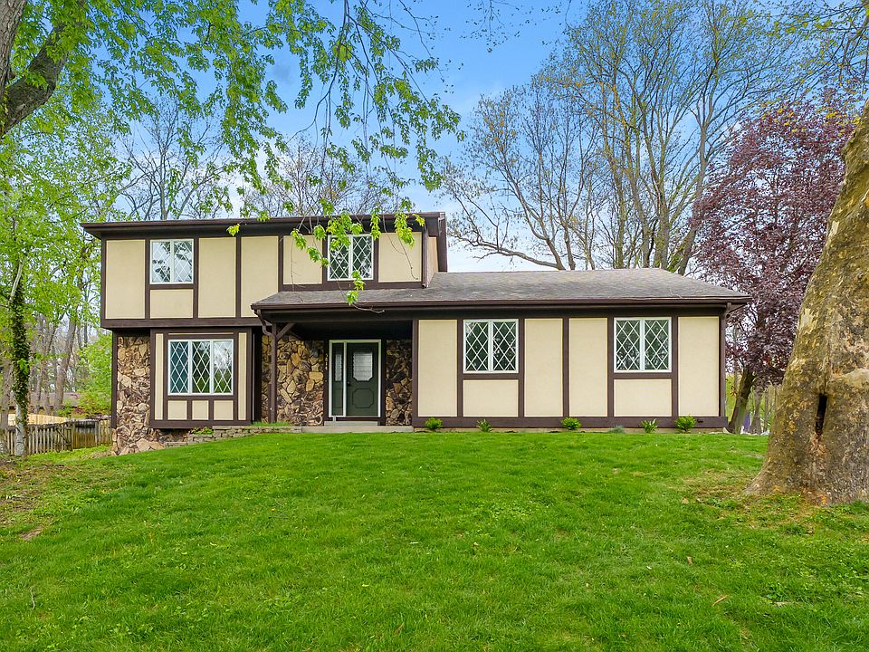 1st image of 5814 Scenic Way Dr