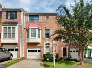6546 Morning Meadow Dr, Alexandria, VA 22315